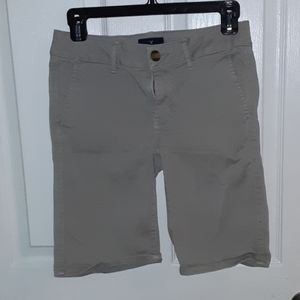 American Eagle Super Stretch Shorts US 2